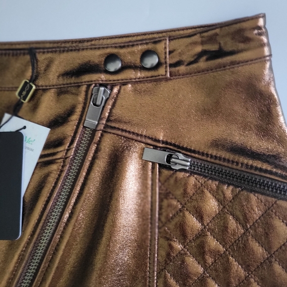 AS by DF NWT Leather  Bronze Mini Skirt 15" Zip Closure W/2 Snaps Size Small - Picture 5 of 10